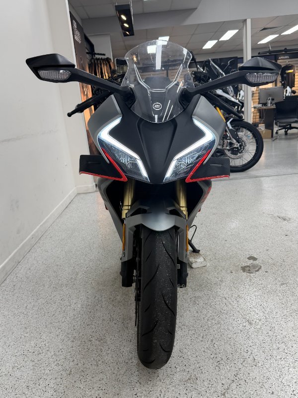 2025 CFMOTO 450 SR S Black