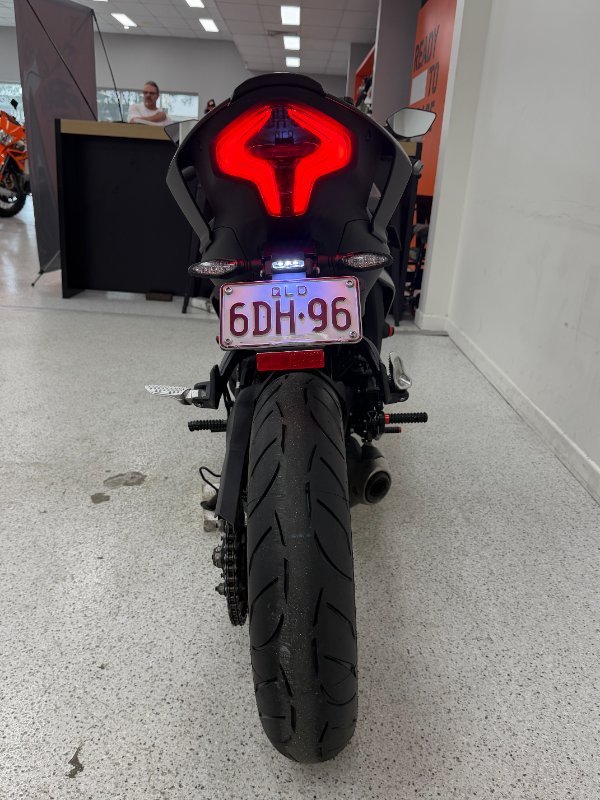 2025 CFMOTO 450 SR S Black