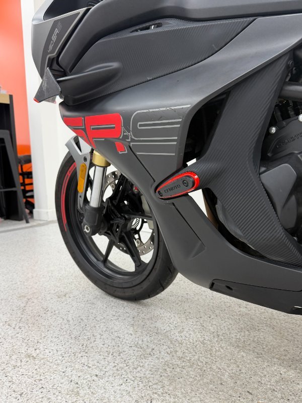 2025 CFMOTO 450 SR S Black