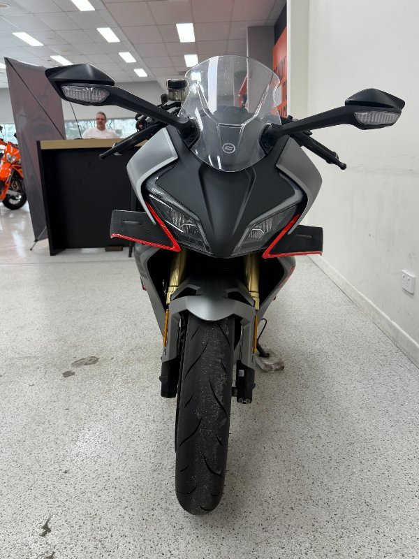2025 CFMOTO 450 SR S Black