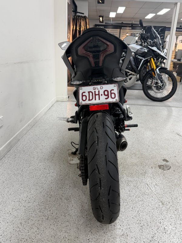 2025 CFMOTO 450 SR S Black