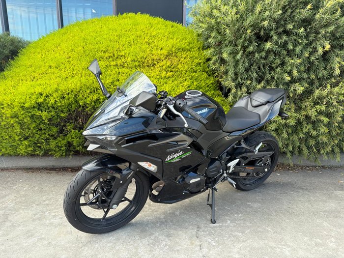 2024 Kawasaki NINJA 500 Black