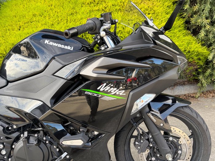 2024 Kawasaki NINJA 500 Black