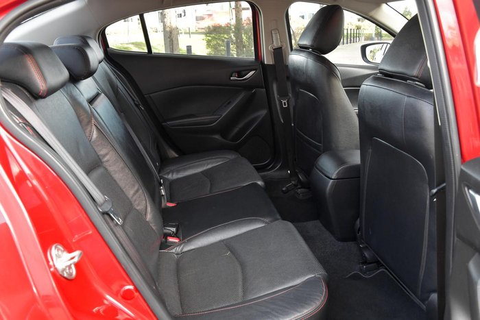2014 Mazda 3 SP25 GT