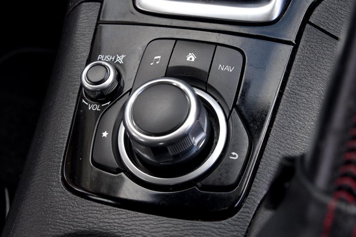 2014 Mazda 3 SP25 GT