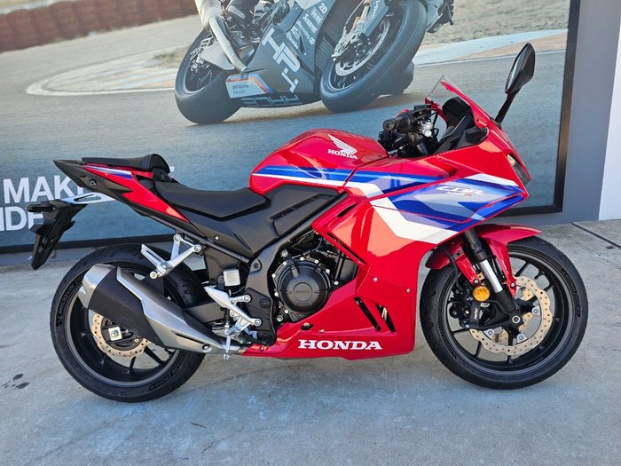 2026 Honda CBR500RA (ABS) LAMS Red