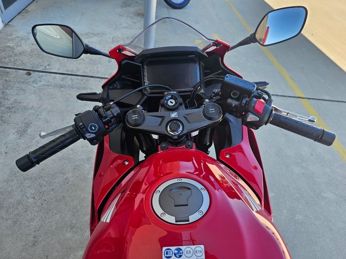 2026 Honda CBR500RA (ABS) LAMS Red