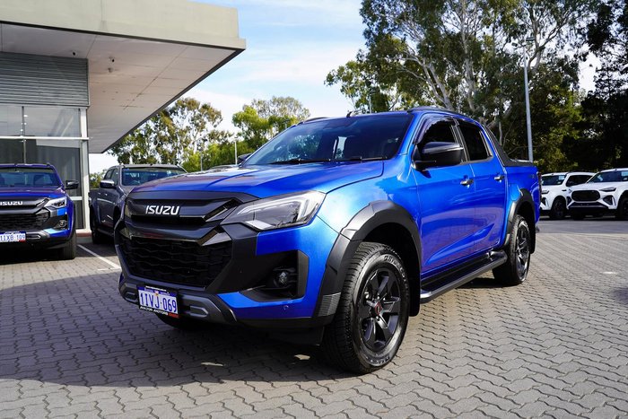 2025 Isuzu D-MAX X-TERRAIN