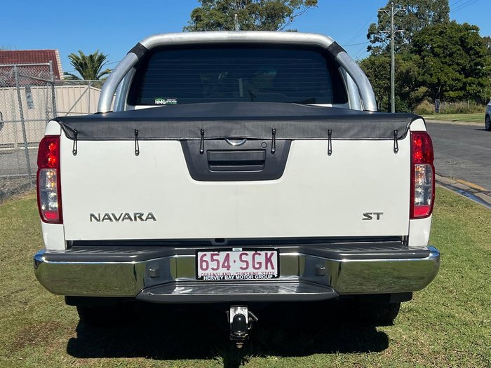 2011 Nissan Navara ST