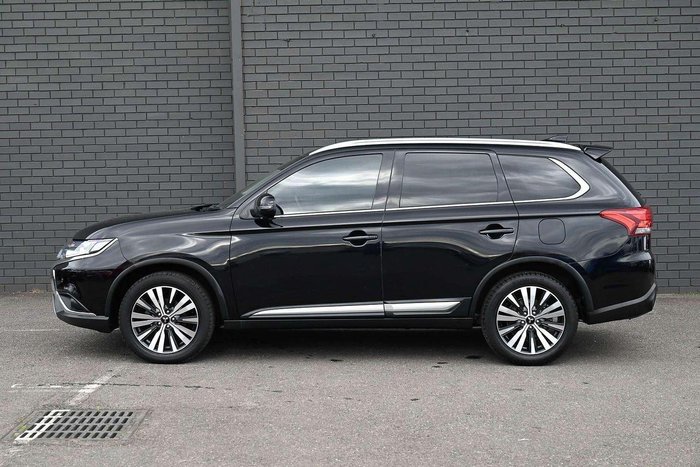 2018 Mitsubishi Outlander LS