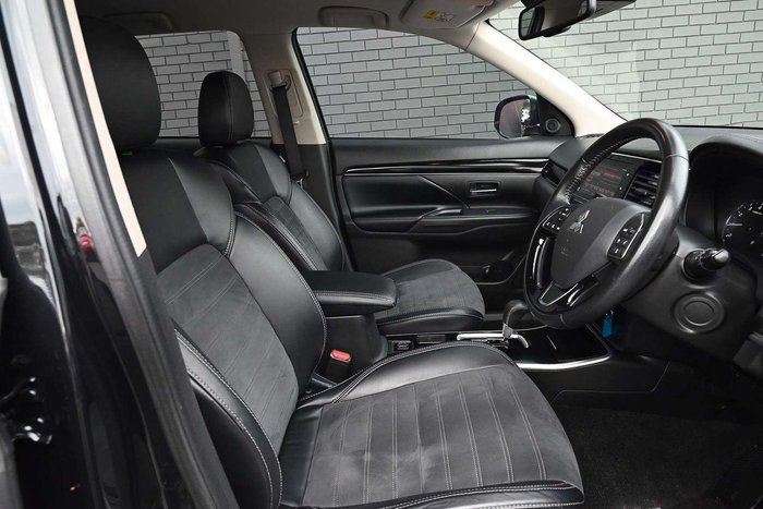 2018 Mitsubishi Outlander LS