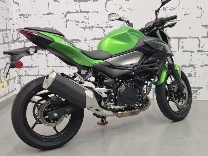 2025 Kawasaki Z500 (ER500) Z Green