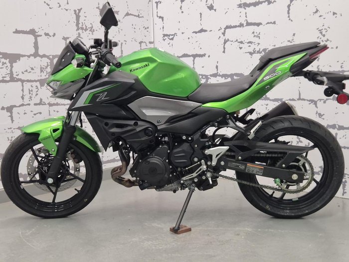 2025 Kawasaki Z500 (ER500) Z Green