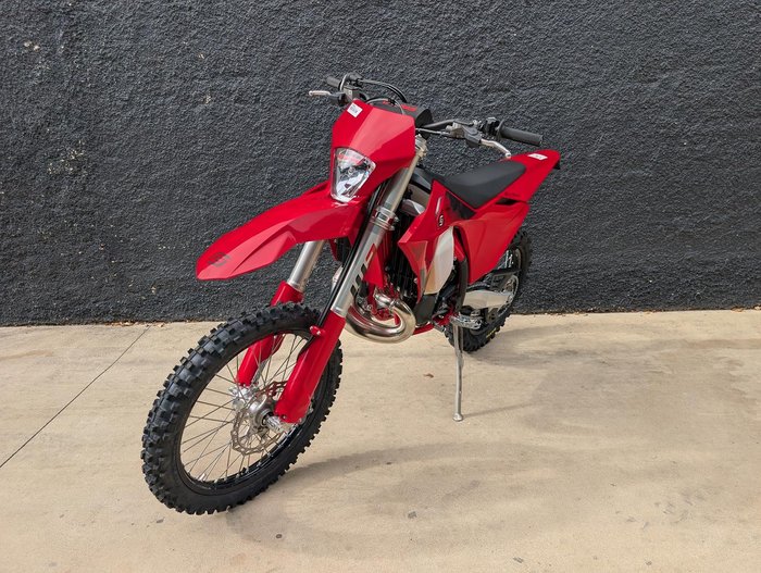2026 Gas Gas EC 300 EC Red