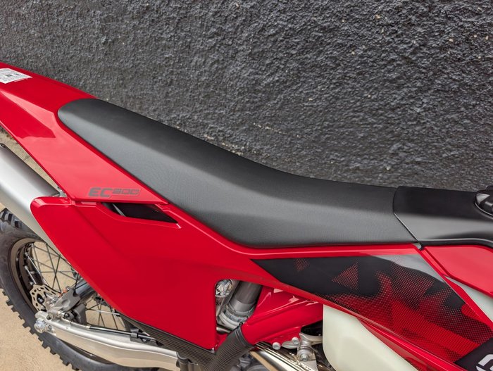 2026 Gas Gas EC 300 EC Red