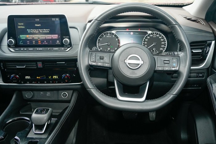 2024 Nissan X-TRAIL ST-L