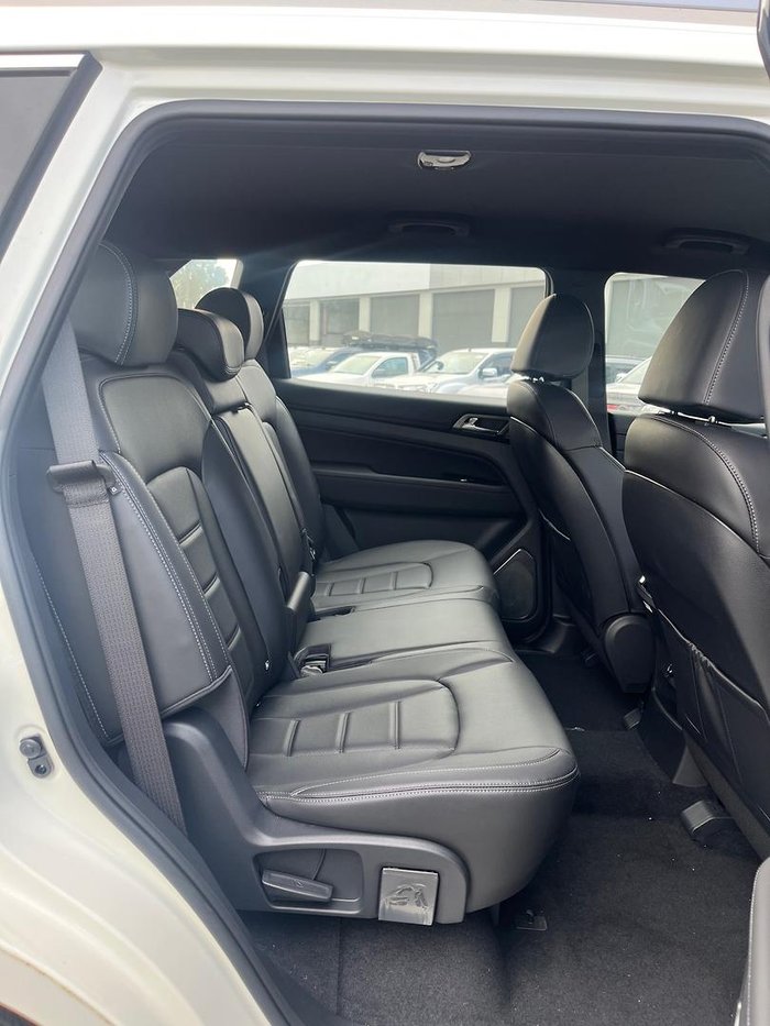 2025 KGM Rexton ELX