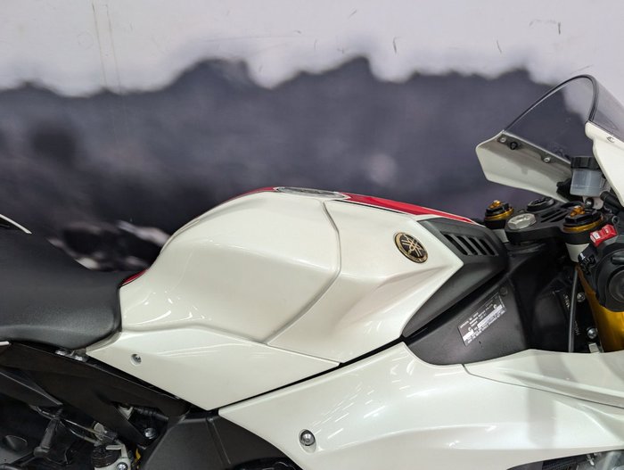 2022 Yamaha YZF-R1 WHITE