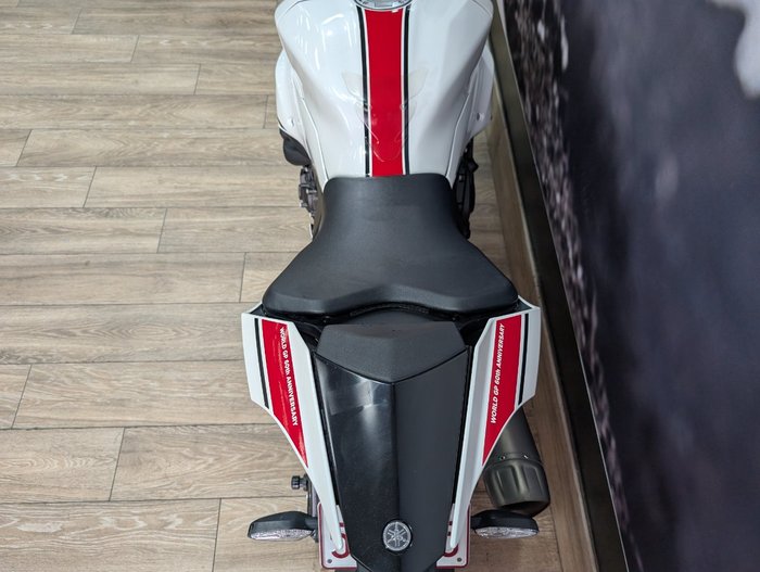 2022 Yamaha YZF-R1 WHITE