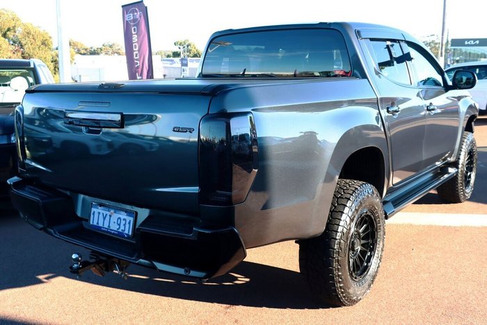 2021 Mitsubishi Triton GSR