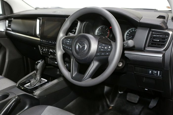 2024 Mazda BT-50 XT