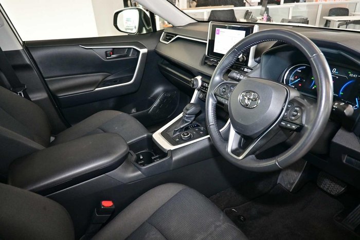 2024 Toyota RAV4 GX