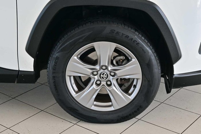 2024 Toyota RAV4 GX