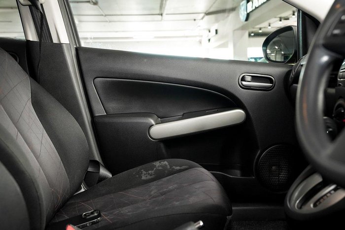 2012 Mazda 2 Neo