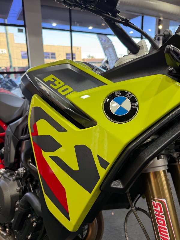 2026 BMW Motorrad F 900 GS ENDURO Sao Paulo Yellow