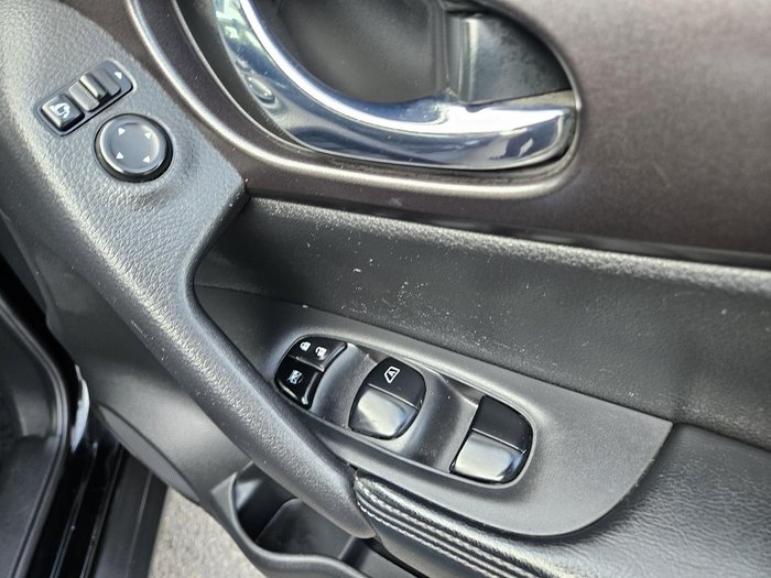 2016 Nissan X-TRAIL ST