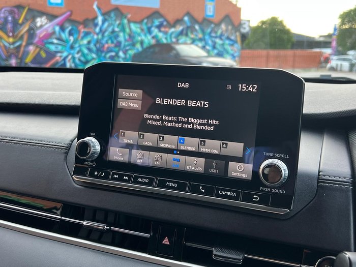 2024 Mitsubishi Outlander ES