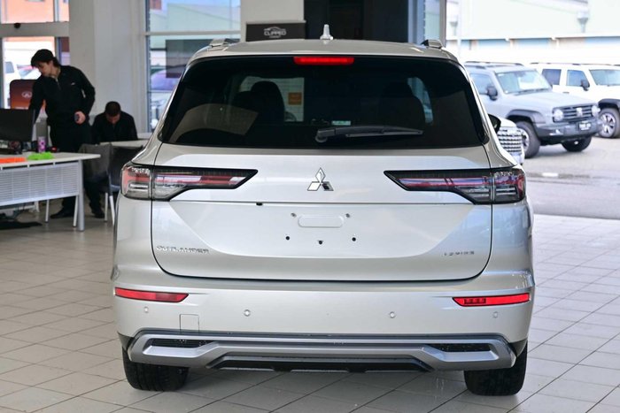 2025 Mitsubishi Outlander Aspire