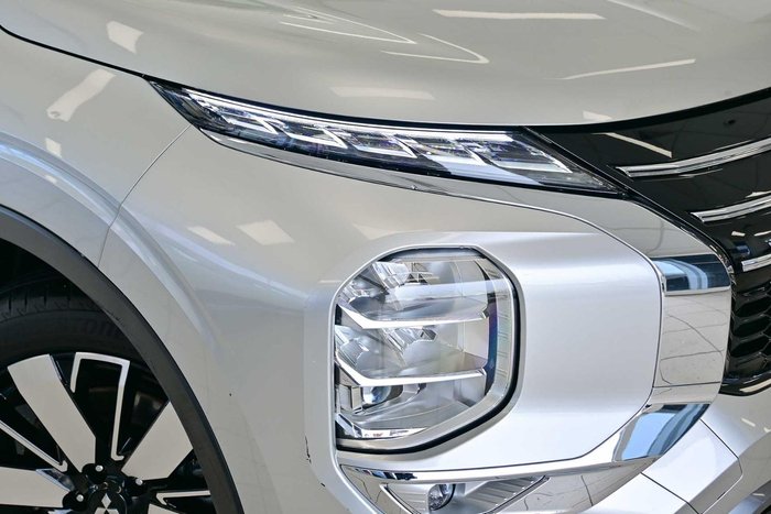 2025 Mitsubishi Outlander Aspire