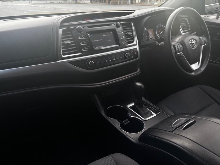 2015 Toyota Kluger GX