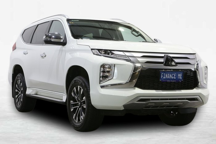 2023 Mitsubishi Pajero Sport GLS