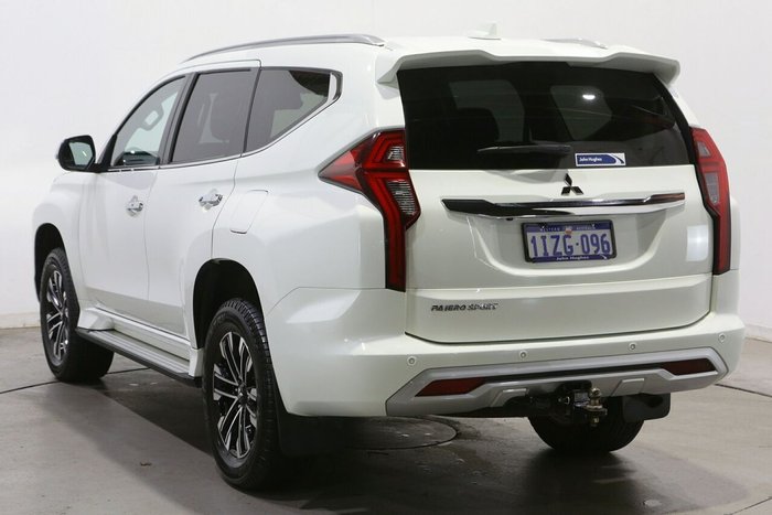 2023 Mitsubishi Pajero Sport GLS