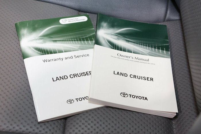 2024 Toyota Landcruiser Workmate