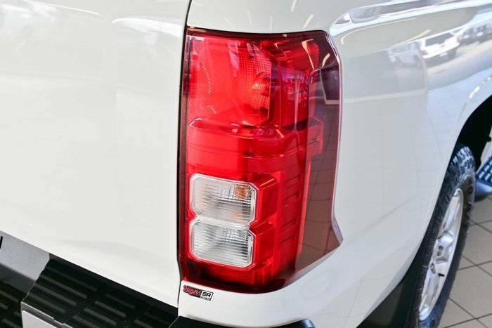 2024 Mitsubishi Triton GLX+