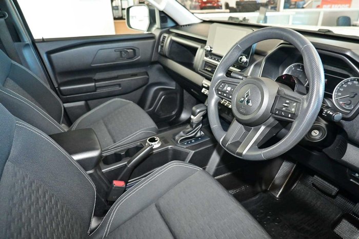 2024 Mitsubishi Triton GLX+