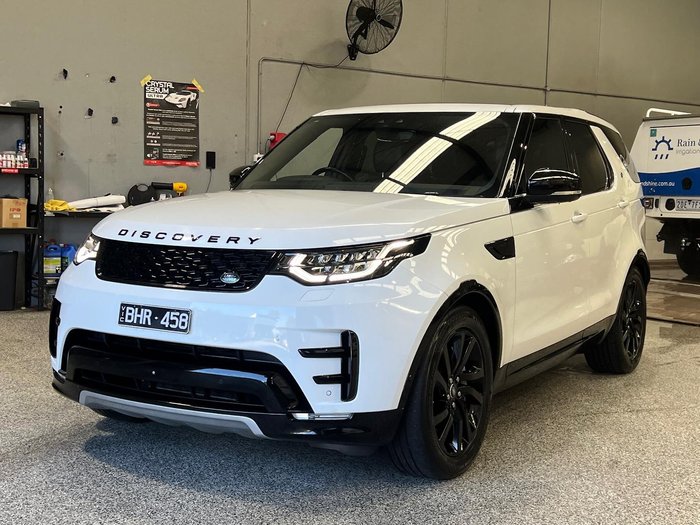 2020 Land Rover Discovery SD6 Landmark Edition