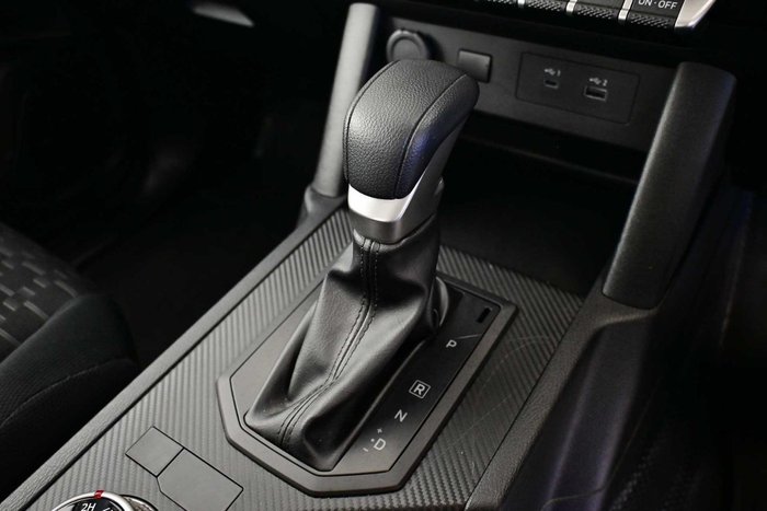 2025 Mitsubishi Triton GLX
