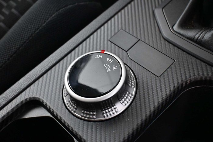 2025 Mitsubishi Triton GLX