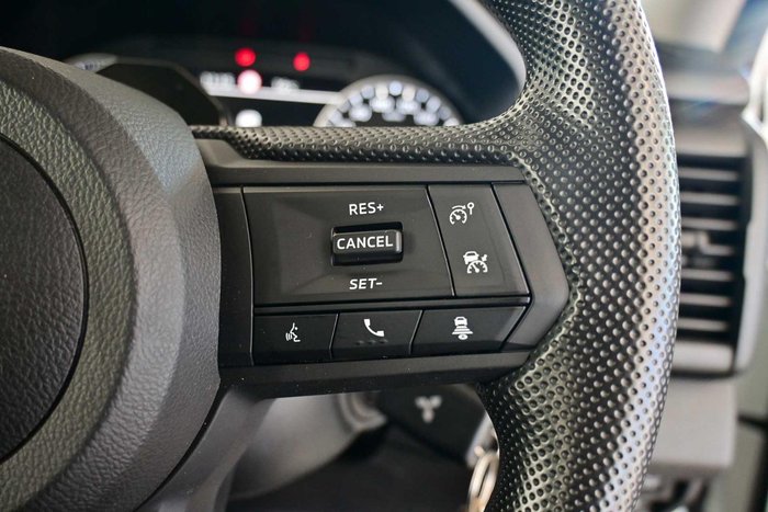 2025 Mitsubishi Triton GLX
