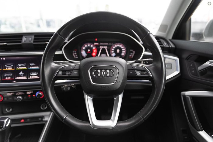 2023 Audi Q3 35 TFSI S line