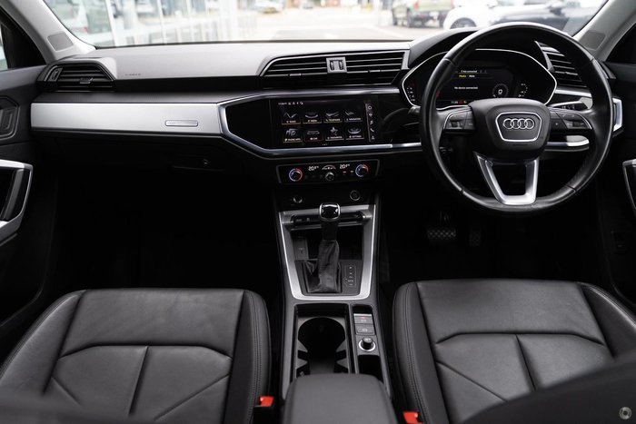 2023 Audi Q3 35 TFSI S line