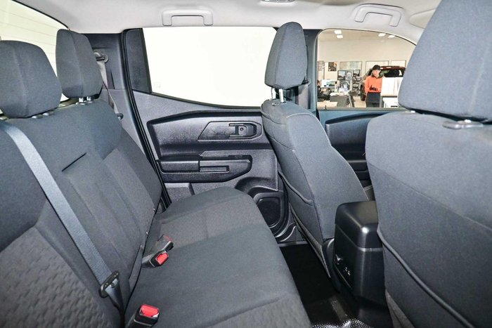 2024 Mitsubishi Triton GLX