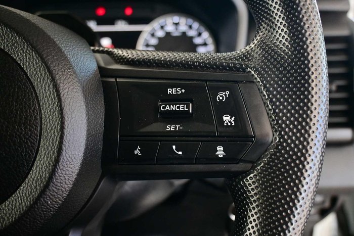 2024 Mitsubishi Triton GLX