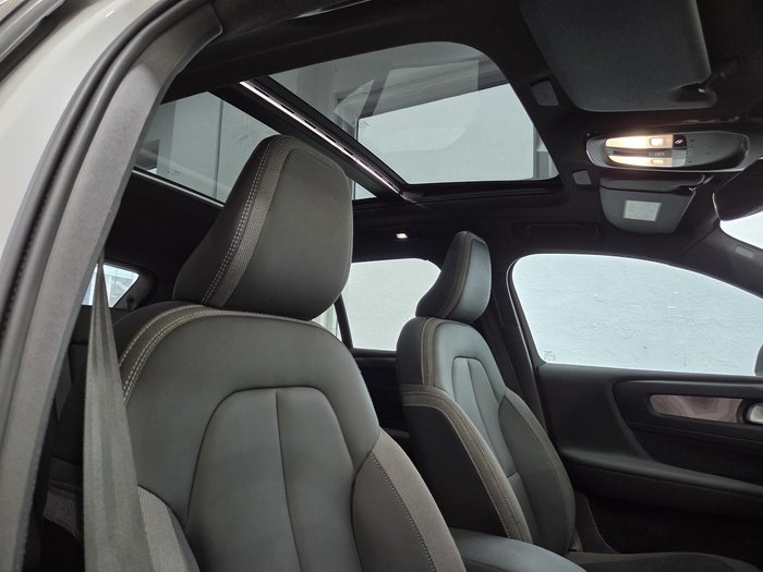 2023 Volvo XC40 Recharge Twin Pure Electric