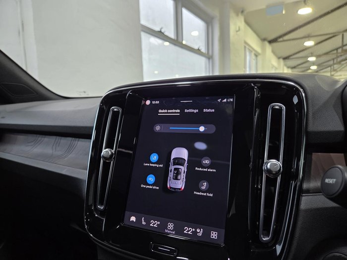 2023 Volvo XC40 Recharge Twin Pure Electric