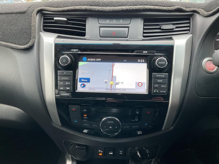 2015 Nissan Navara ST-X